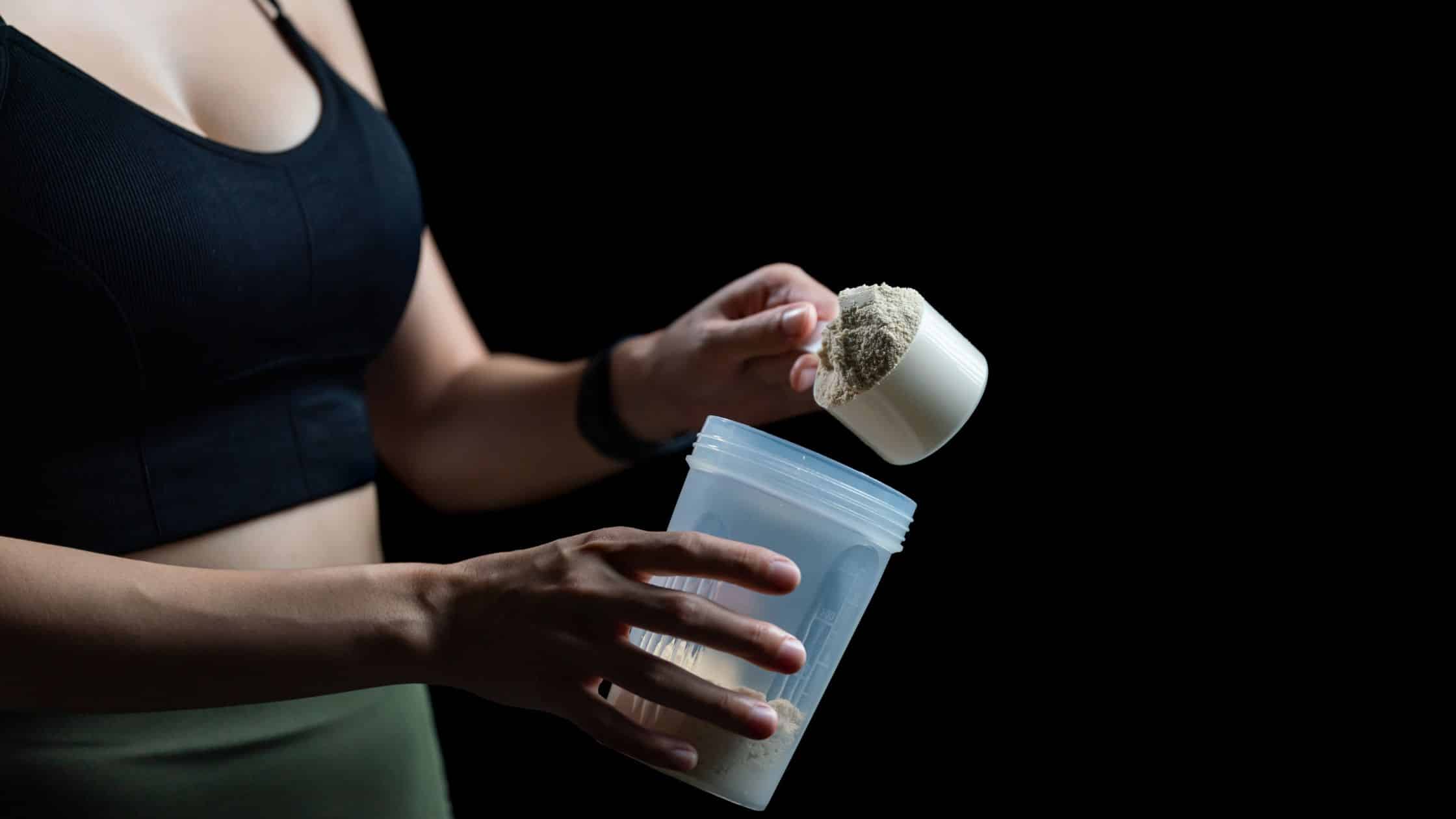 Should You Use Protein Shakes For Weight Loss While Breastfeeding